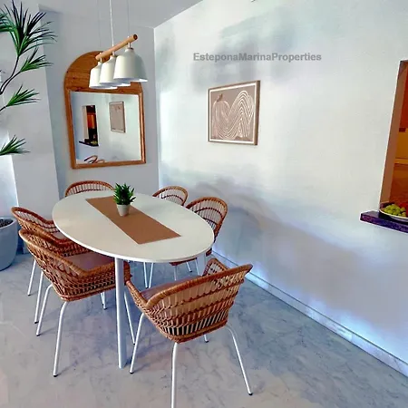 Emp 15, Large Beachside Apartment, El Coral, Apartment