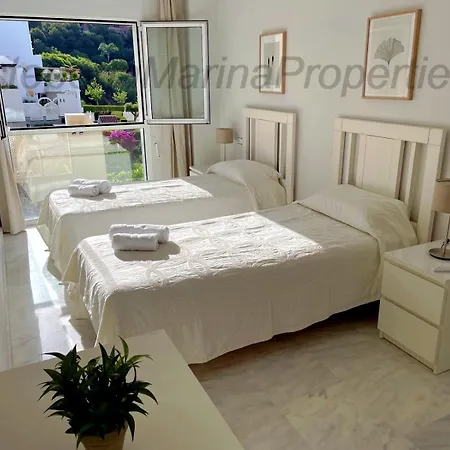 Emp 15, Large Beachside Apartment, El Coral, Apartment